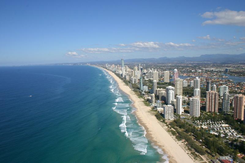 The Shore Apartments - Beachfront Голд-Кост Экстерьер фото